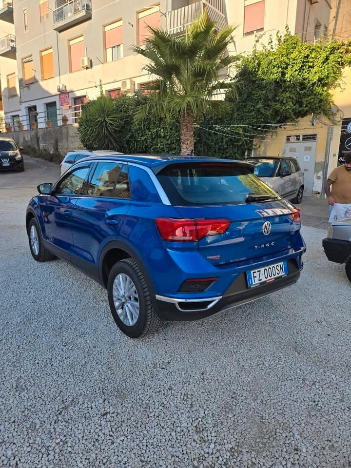 Volkswagen T-Roc 1.6 TDI SCR Business BlueMotion Technology