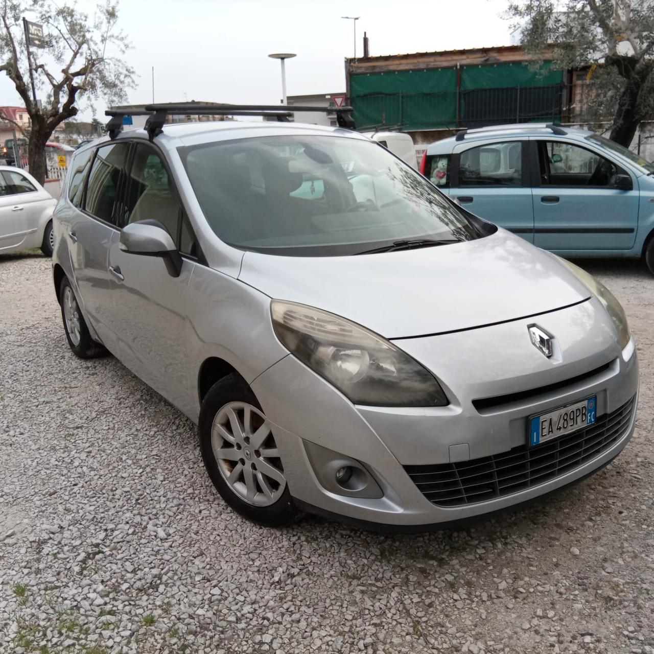 Renault Scenic Scénic 1.9 dCi 130CV EleGO