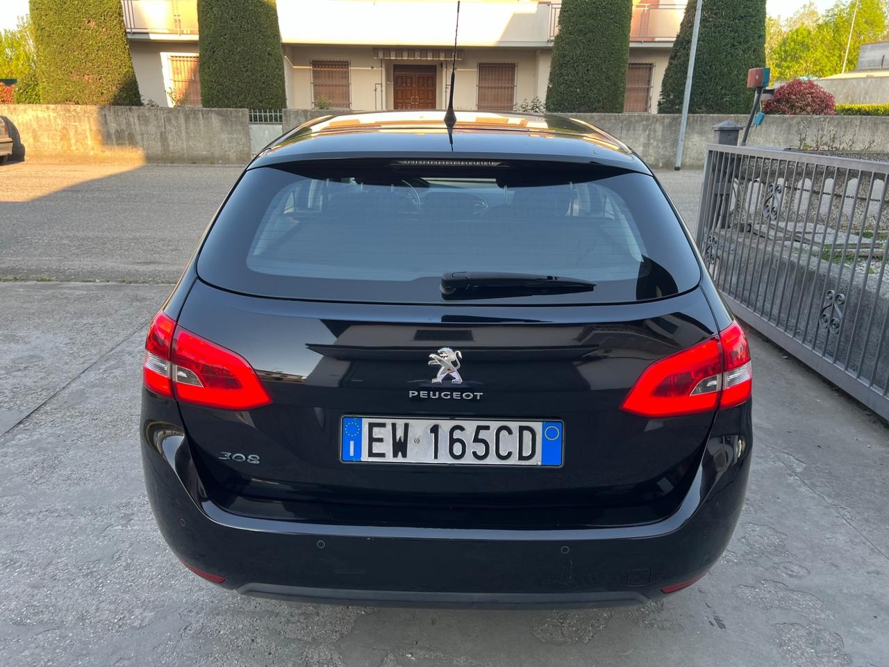 Peugeot 308 1.6 e-HDi Diesel 6MARCE POCHI KM