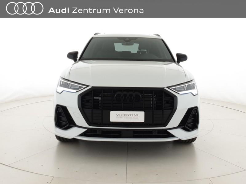 40TDI 193CV quattro S tronic Identity Black