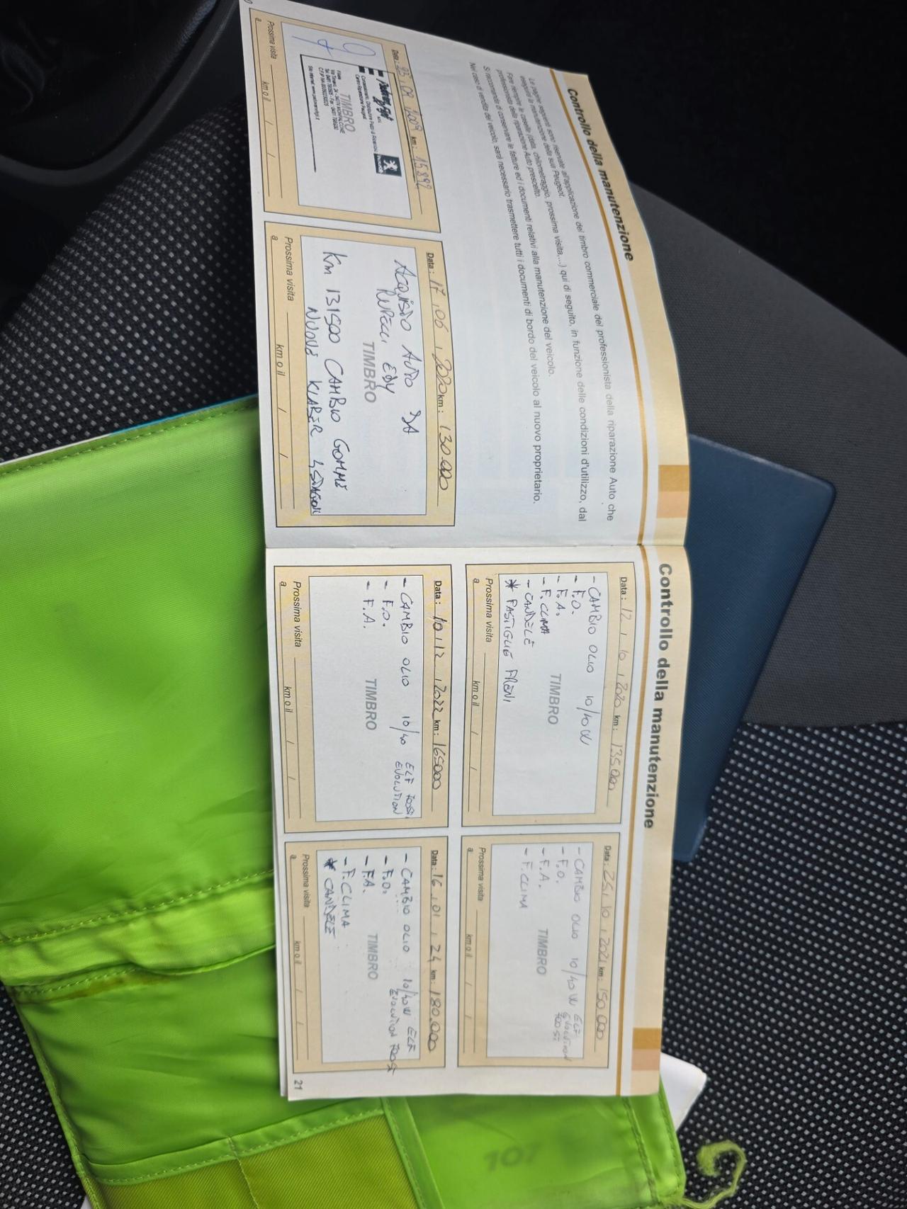 Peugeot 107 1.0 68CV 3p. Sweet Years con 190.000km