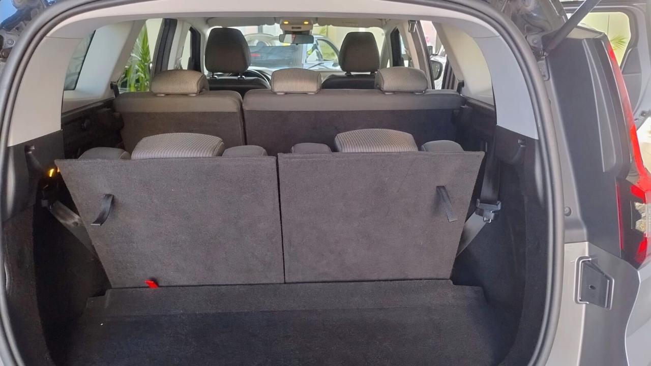 Renault Grand Scenic Blue dCi 120 CV Sport Edition2