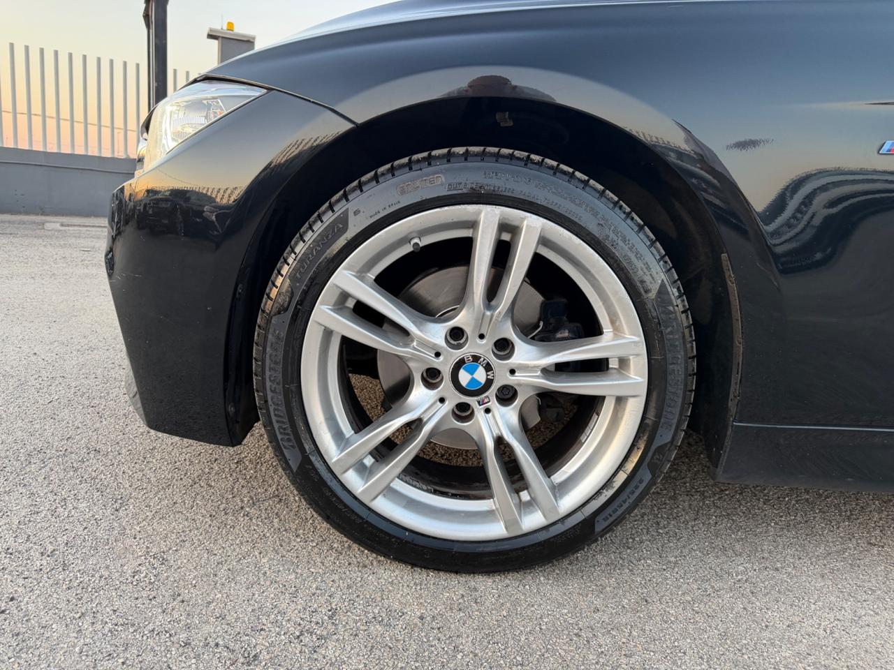 BMW 320D XDRIVE TOURING MSPORT F1 184 STRAFULL
