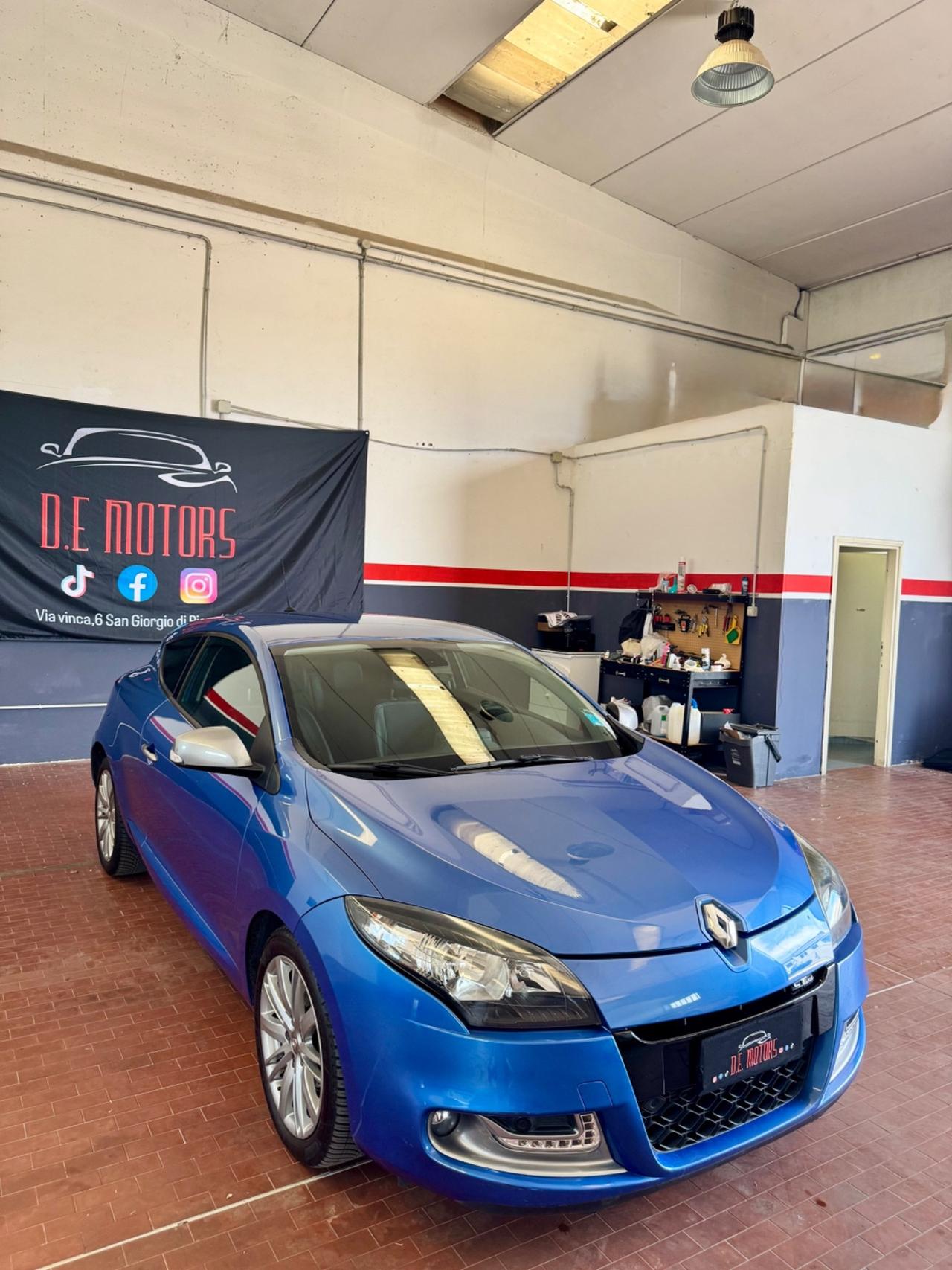 Renault Megane Mégane Coupé 1.6 dCi 130CV Start&Stop ESM Energy GT Line