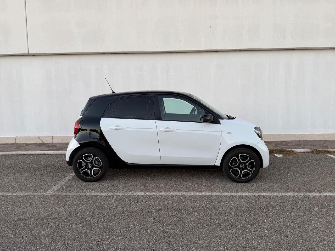 Smart ForFour 70 1.0 Passion