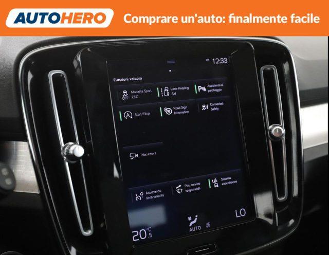 VOLVO XC40 D3 AWD Geartronic Momentum Pro