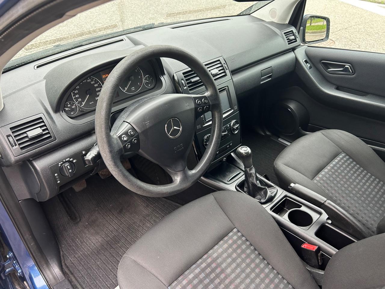 Mercedes-benz A 160 BlueEFFICIENCY* Neo patentati *
