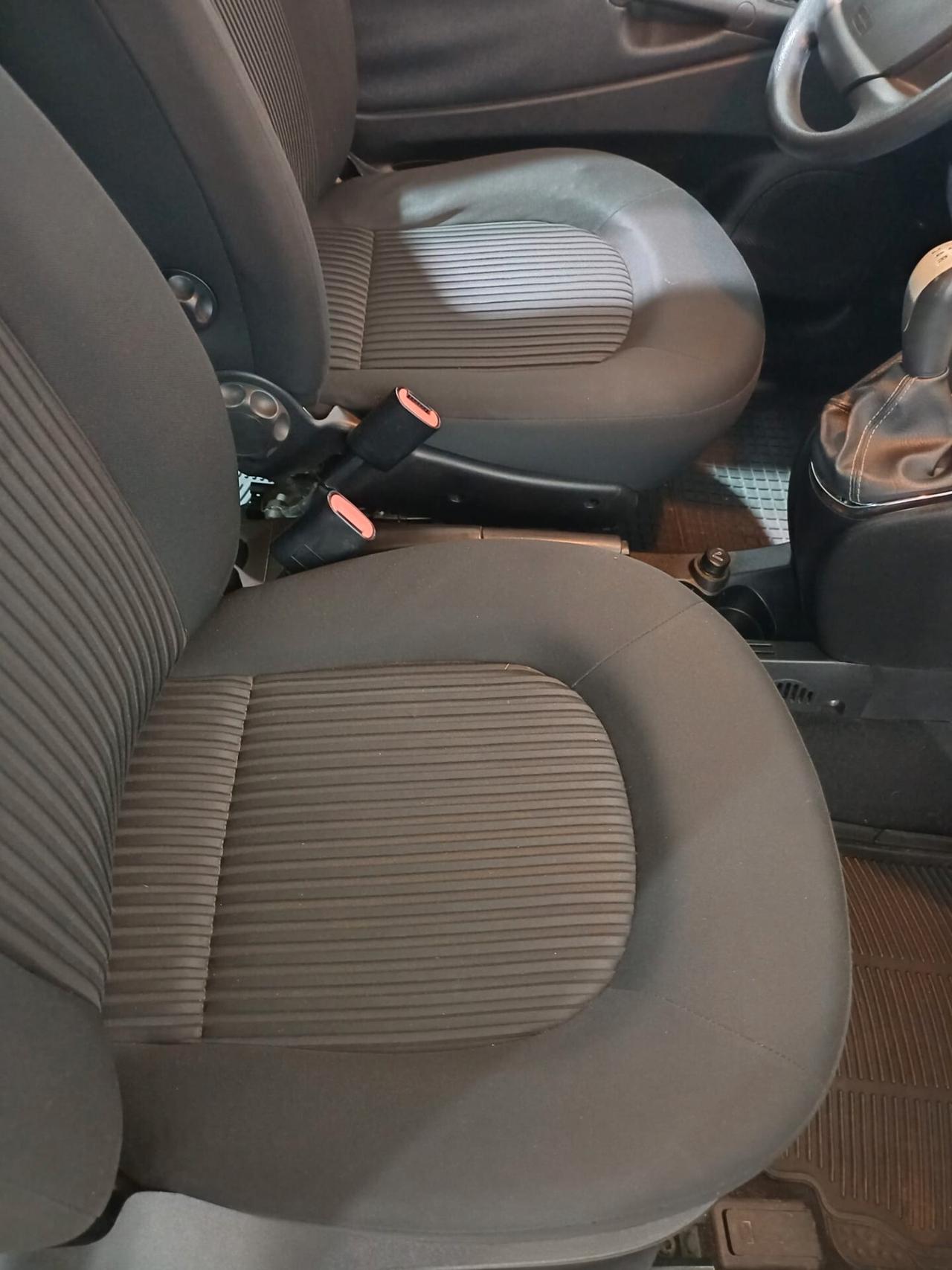 Lancia Ypsilon 1.3 MJT BELLISSIMA - 2011