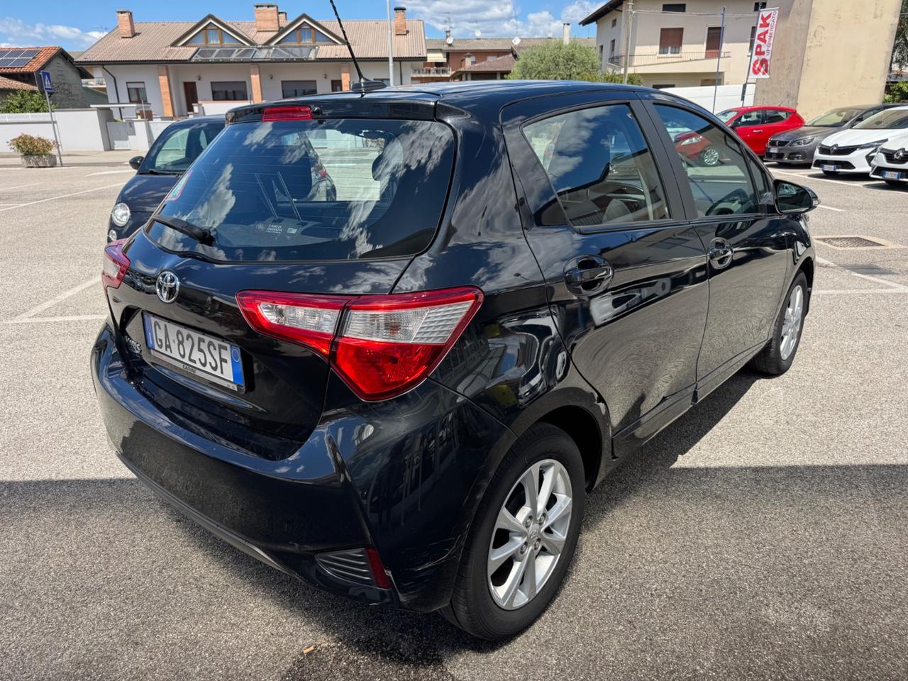 Toyota Yaris 1.5 5 porte Active