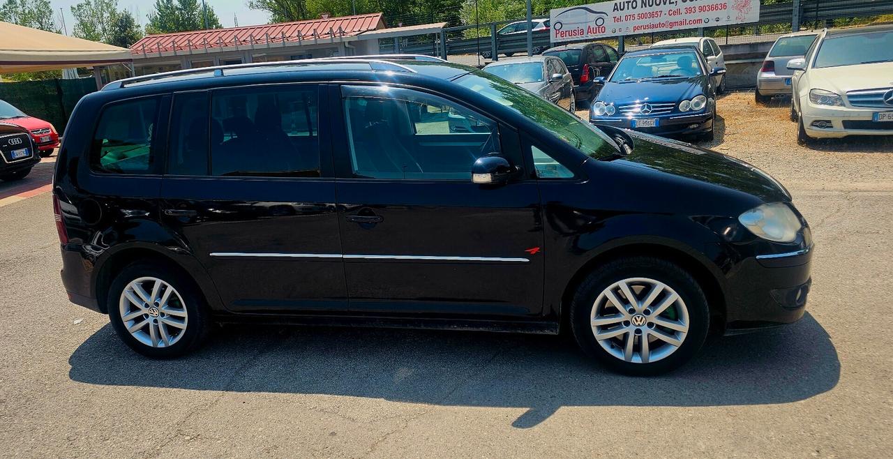 Volkswagen Touran 7 posti 2.0 16V TDI Highline