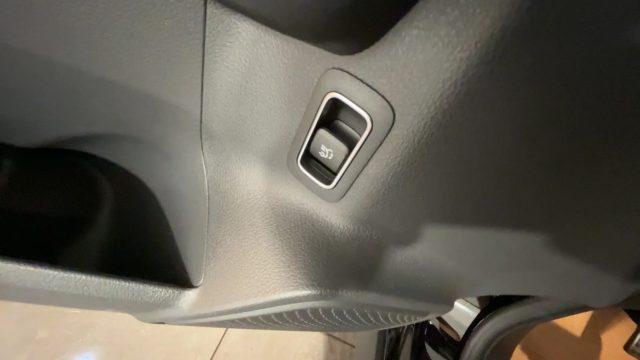 MERCEDES-BENZ GLA 200 d Automatic AMG LINE Advanced Plus #VARI COLORI