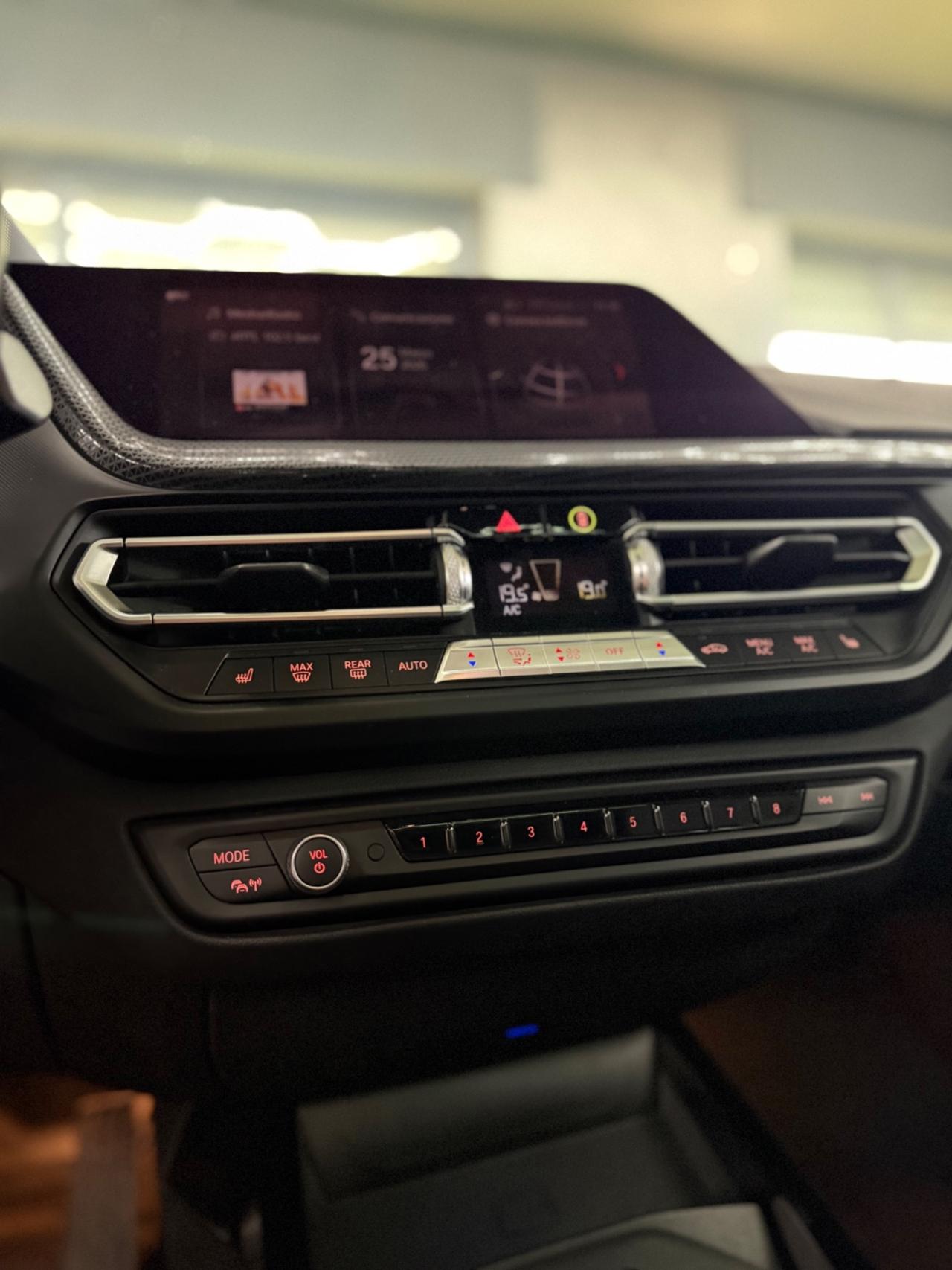 Bmw 118d 5p. Sport TETTO APRIBILE