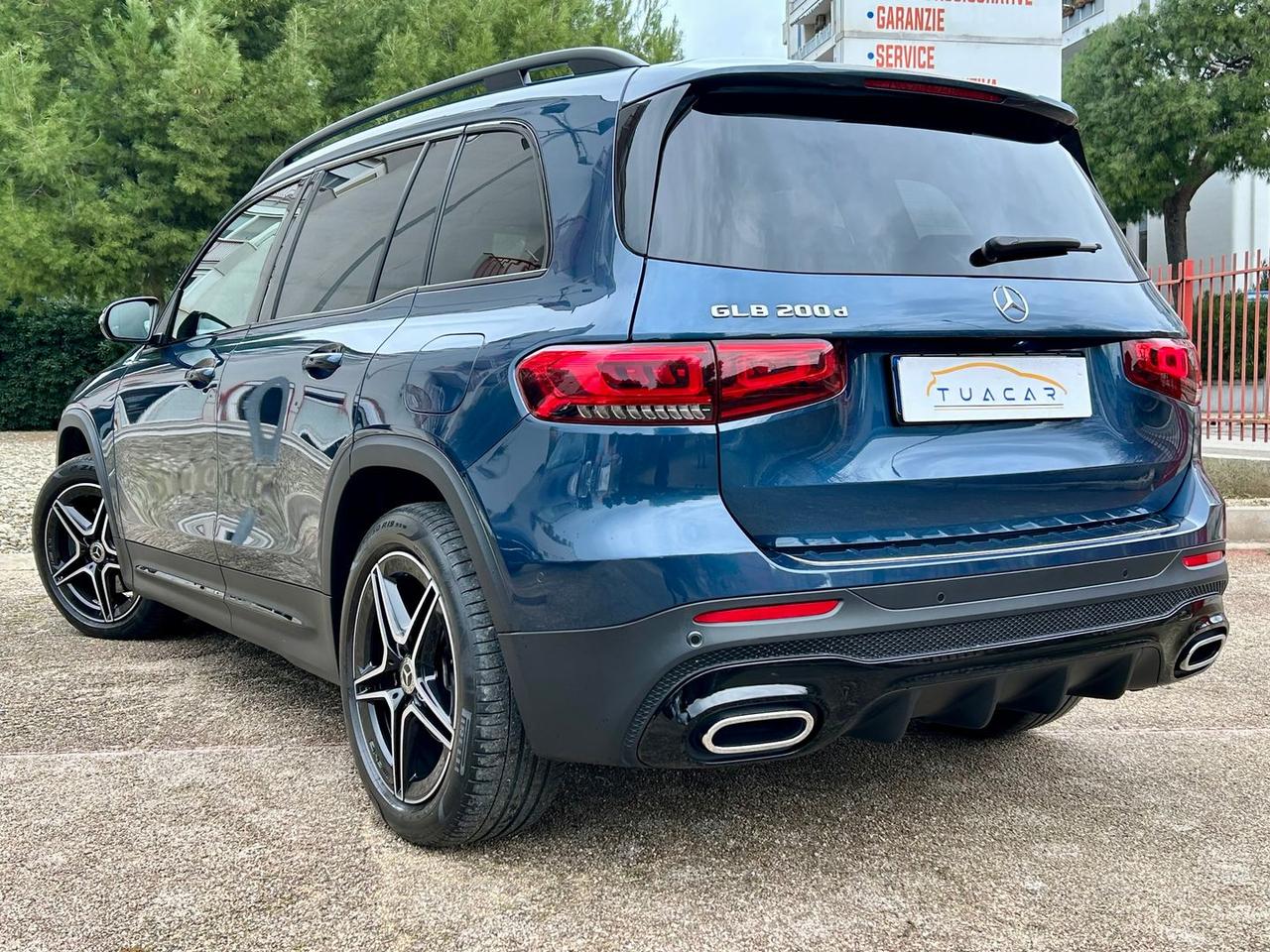 Mercedes-Benz GLB 200 D Premium Plus #8548