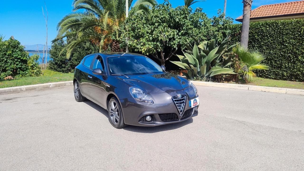 Alfa Romeo Giulietta 1.6 JTDm-2 105 CV Distinctive