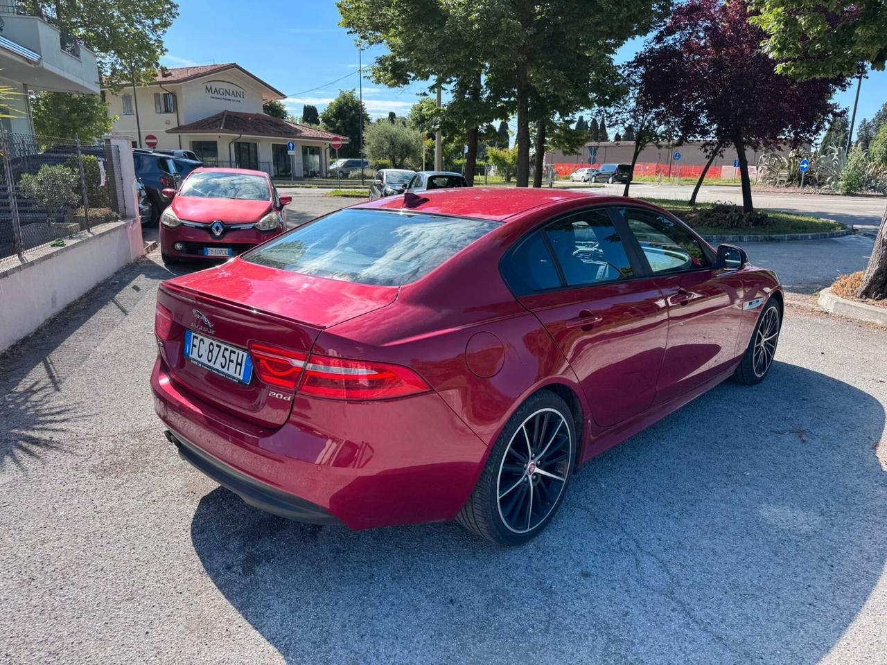 Jaguar XE R-sport