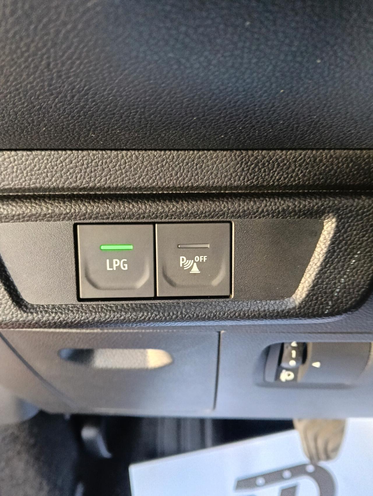 Dacia Jogger 1.0 TCe GPL 100 CV 5 posti Extreme