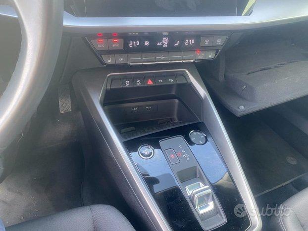AUDI A3 SPB 35 TDI s tronic Business Advanced
