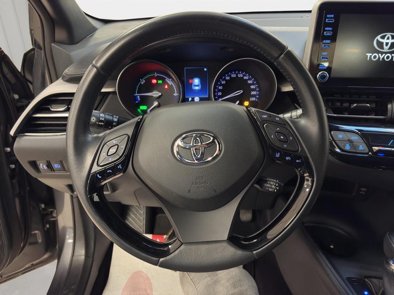 Toyota C-HR 1.8h Business e-cvt