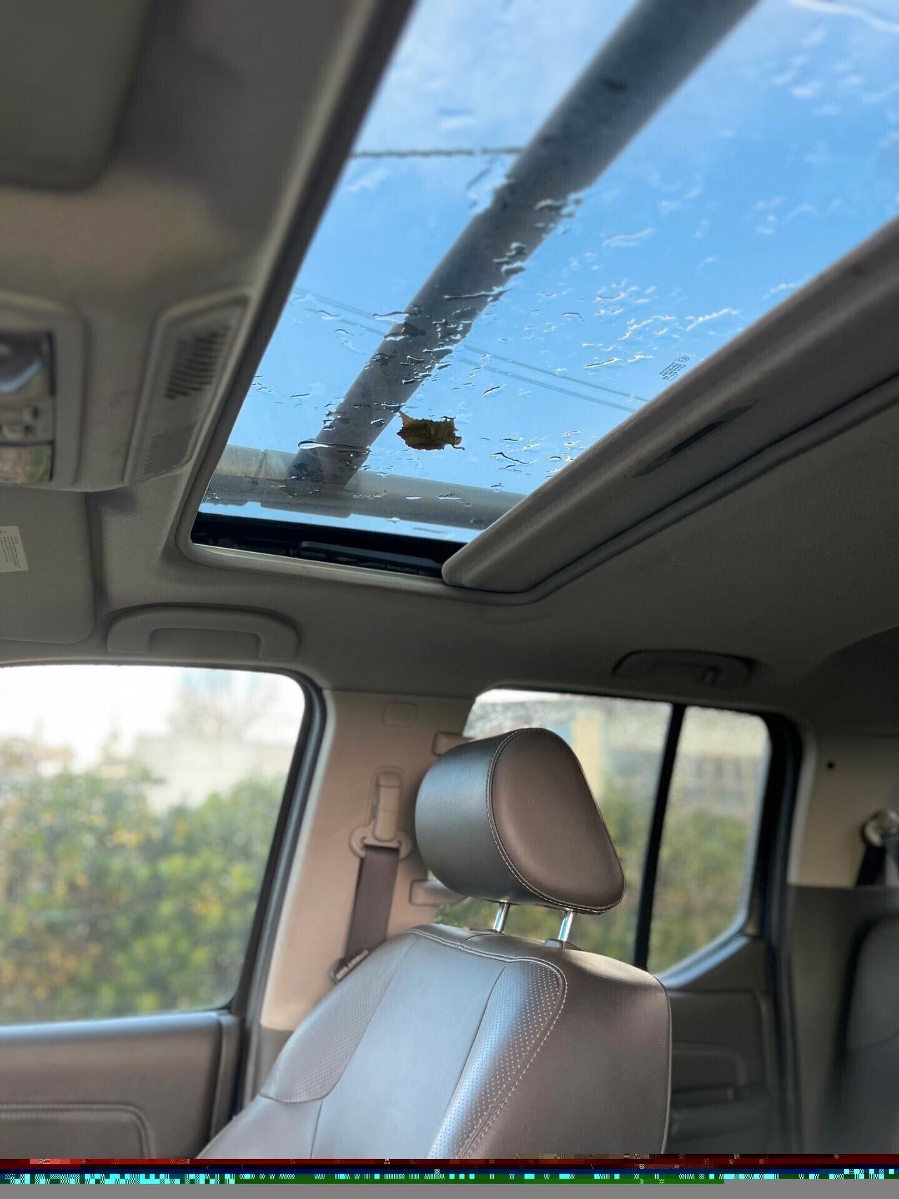 Nissan Navara 3.0 dCi 4 porte Double Cab LE V6