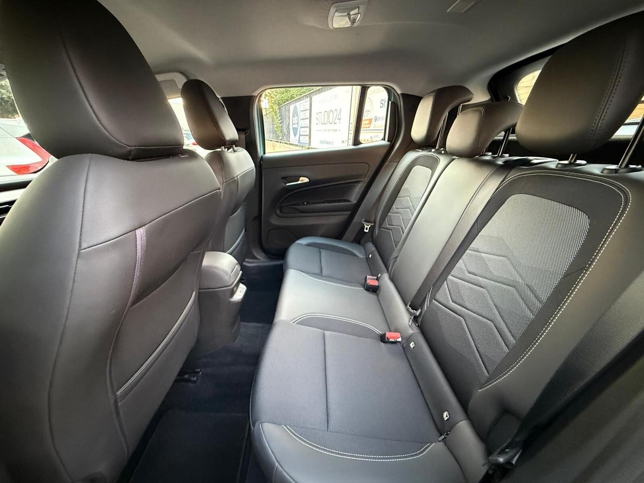 Jeep AVENGER TURBO KM. 35.000 08/2023