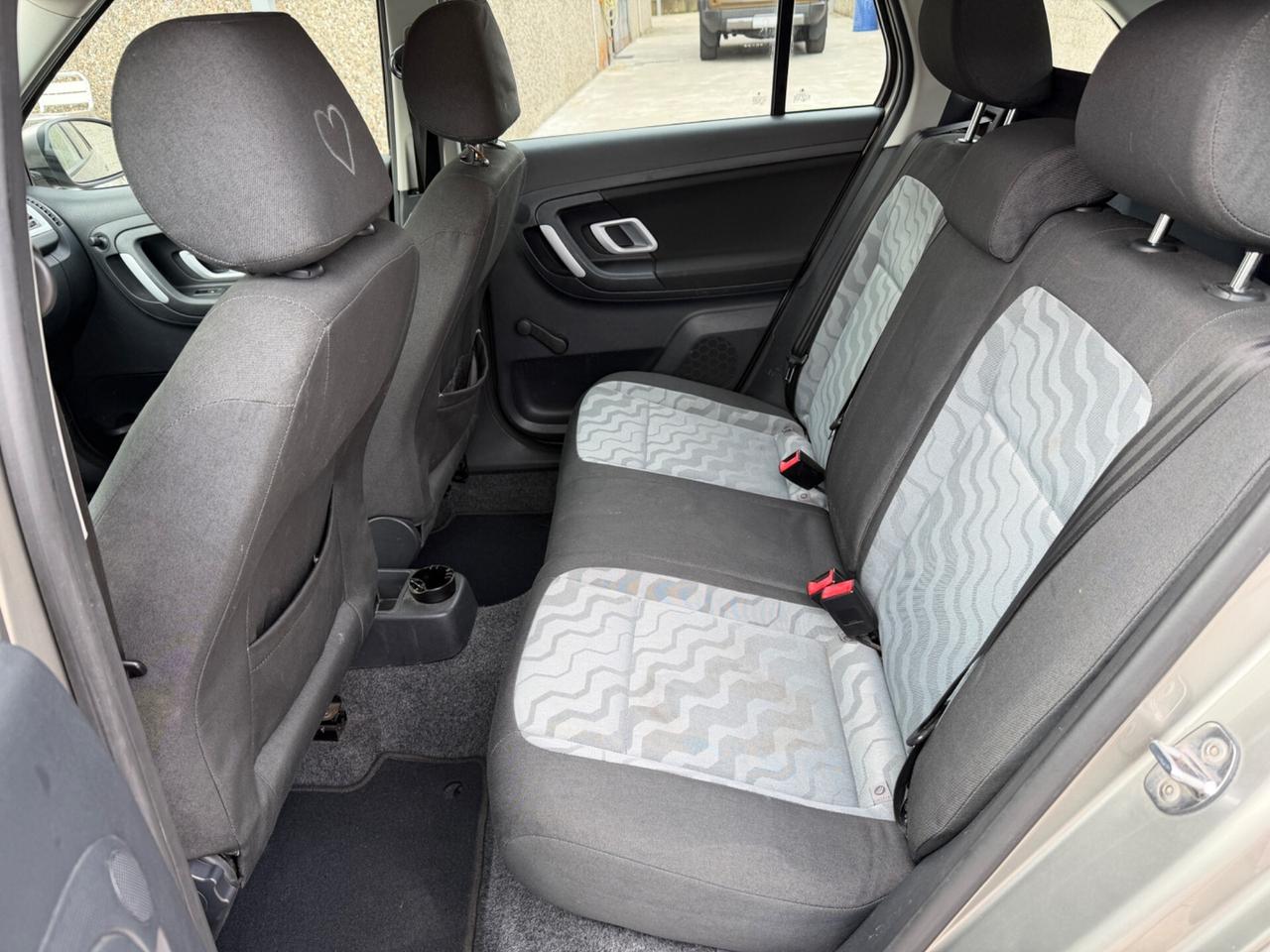 SKODA FABIA 1.4 BENZINA EURO4 COMERCIANTI