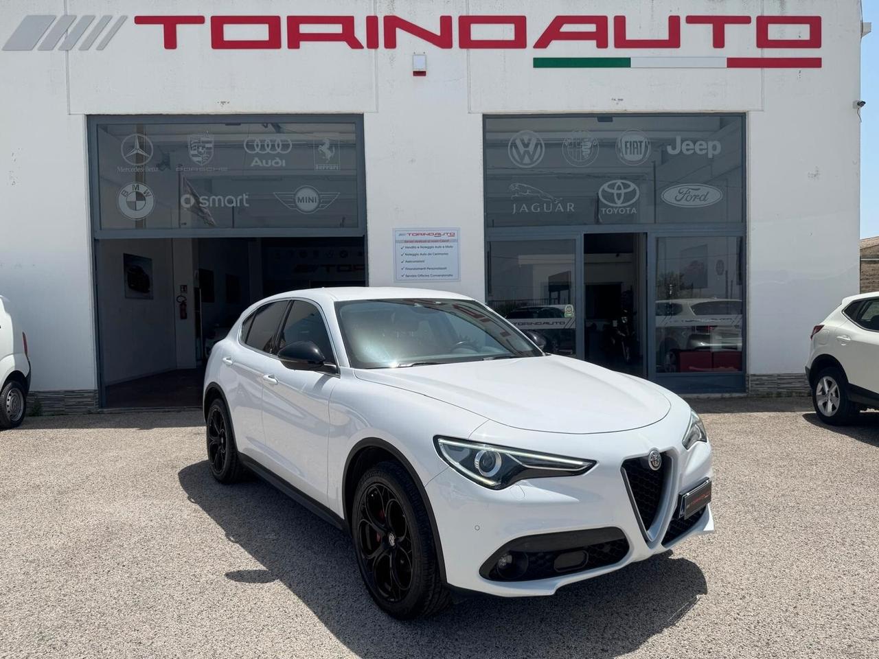 Alfa Romeo Stelvio 2.2 Turbodiesel 210 CV AT8 Q4 Super