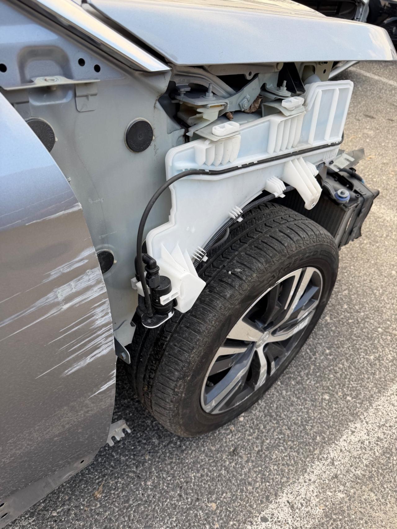 Peugeot 3008 Hybrid4 300 e-EAT8 Allure Pack