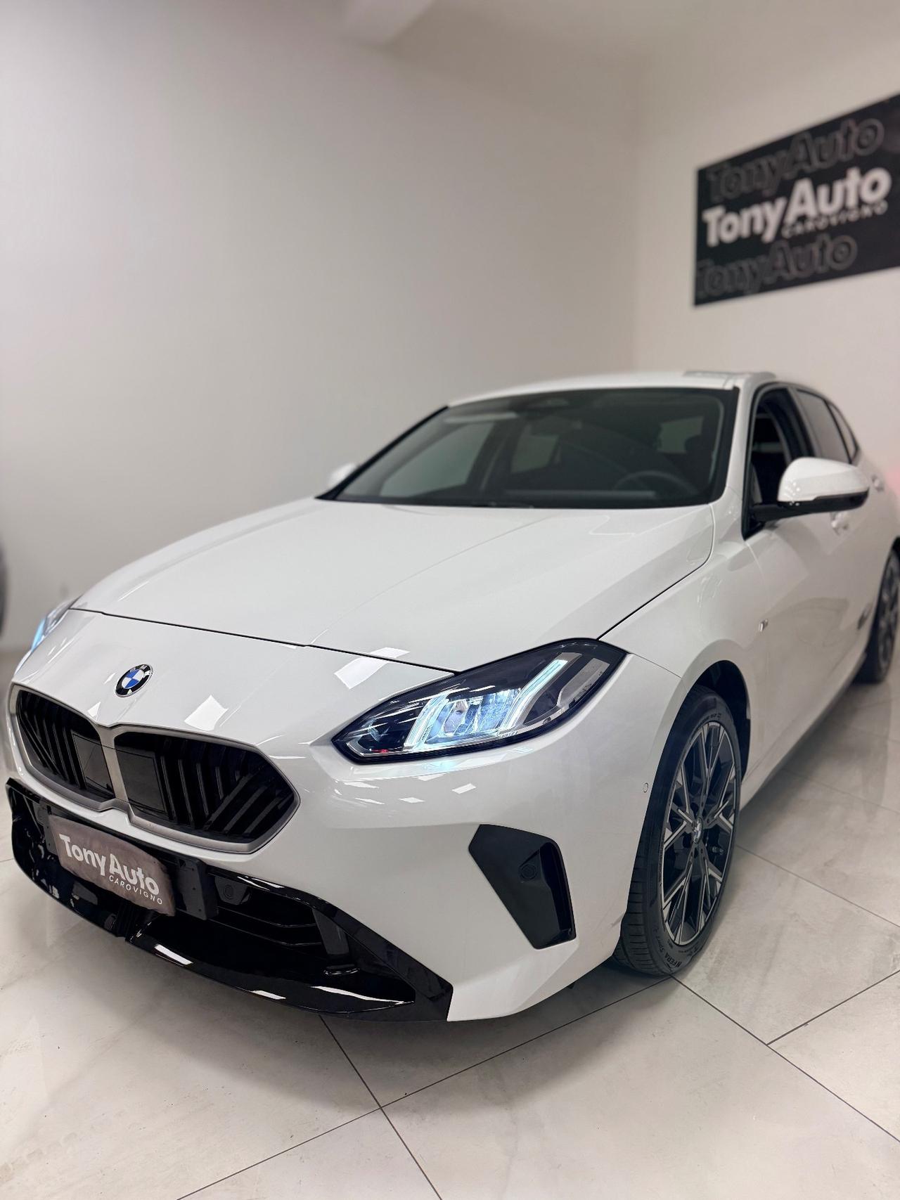 Bmw 118 118d MSport design LUCI SOFFUSE,APPLE CARPLAY,TELECAMERA.NAVI,GARANZIA UFFICIALE 24 MESI