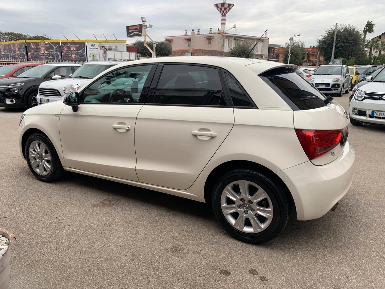 Audi A1 1.6 TDI Attraction