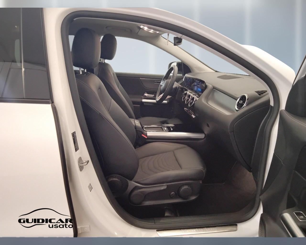 Mercedes-Benz GLA-H247 2023 - GLA 180 d Progressive Advanced auto