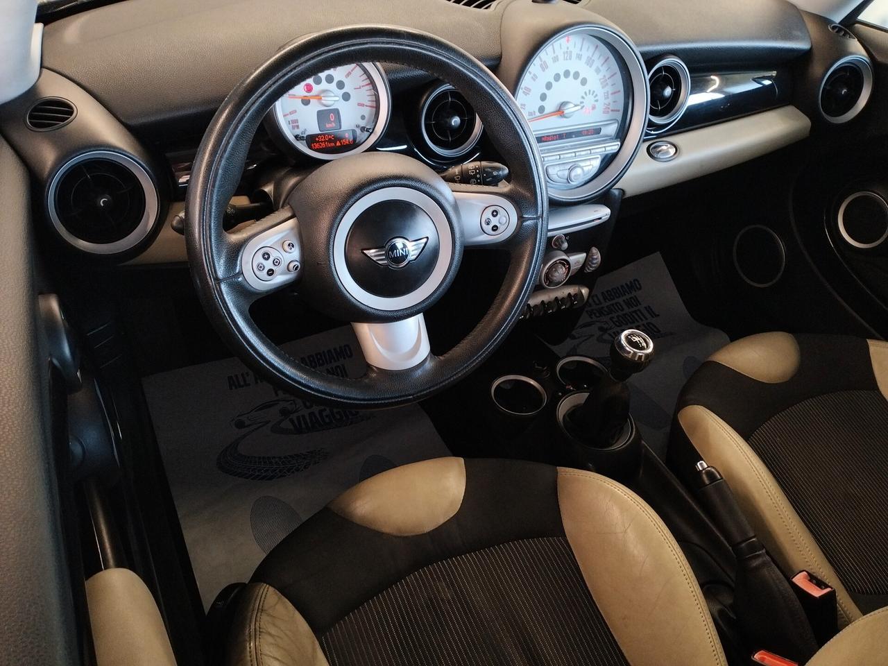 Mini Cooper Hatchback 1.4 Abbey Road - NEOPATENTATI