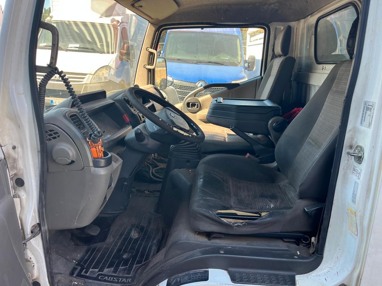Nissan Cabstar 35.13 2.5 dCi Cassone Ribaltabile Trilaterale [Solo commercianti]