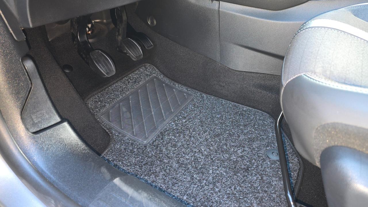 Peugeot 208 BlueHDi 100 Stop&Start 5 porte Allure