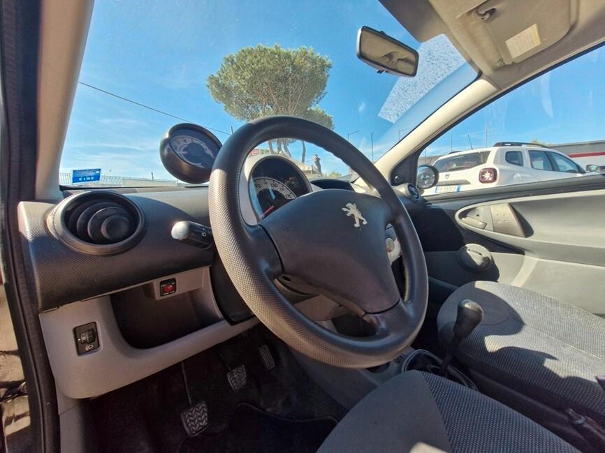 Peugeot 107 1.0 68CV 5p. Plaisir