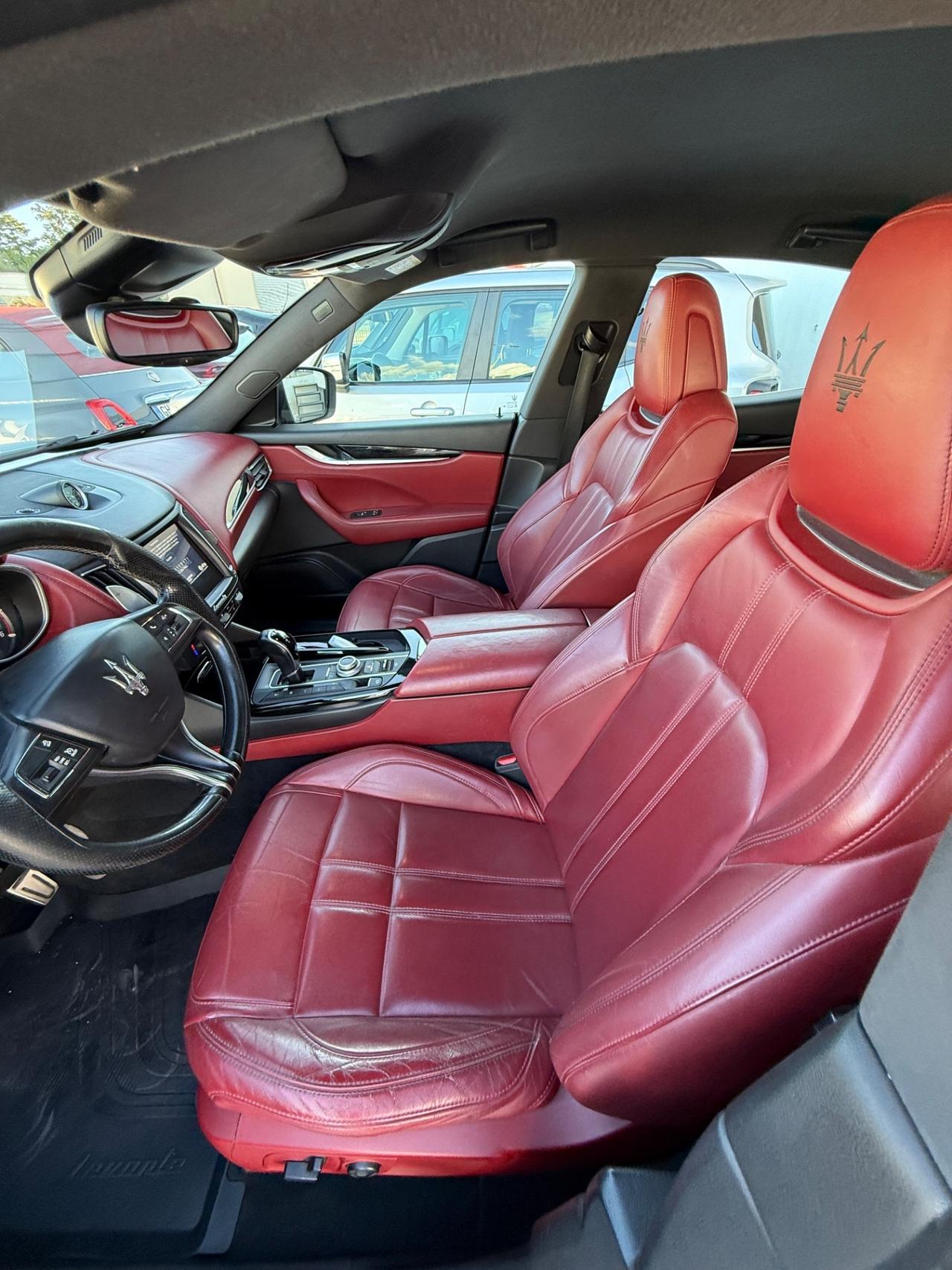 Maserati Levante V6 Diesel 275 CV AWD Gransport