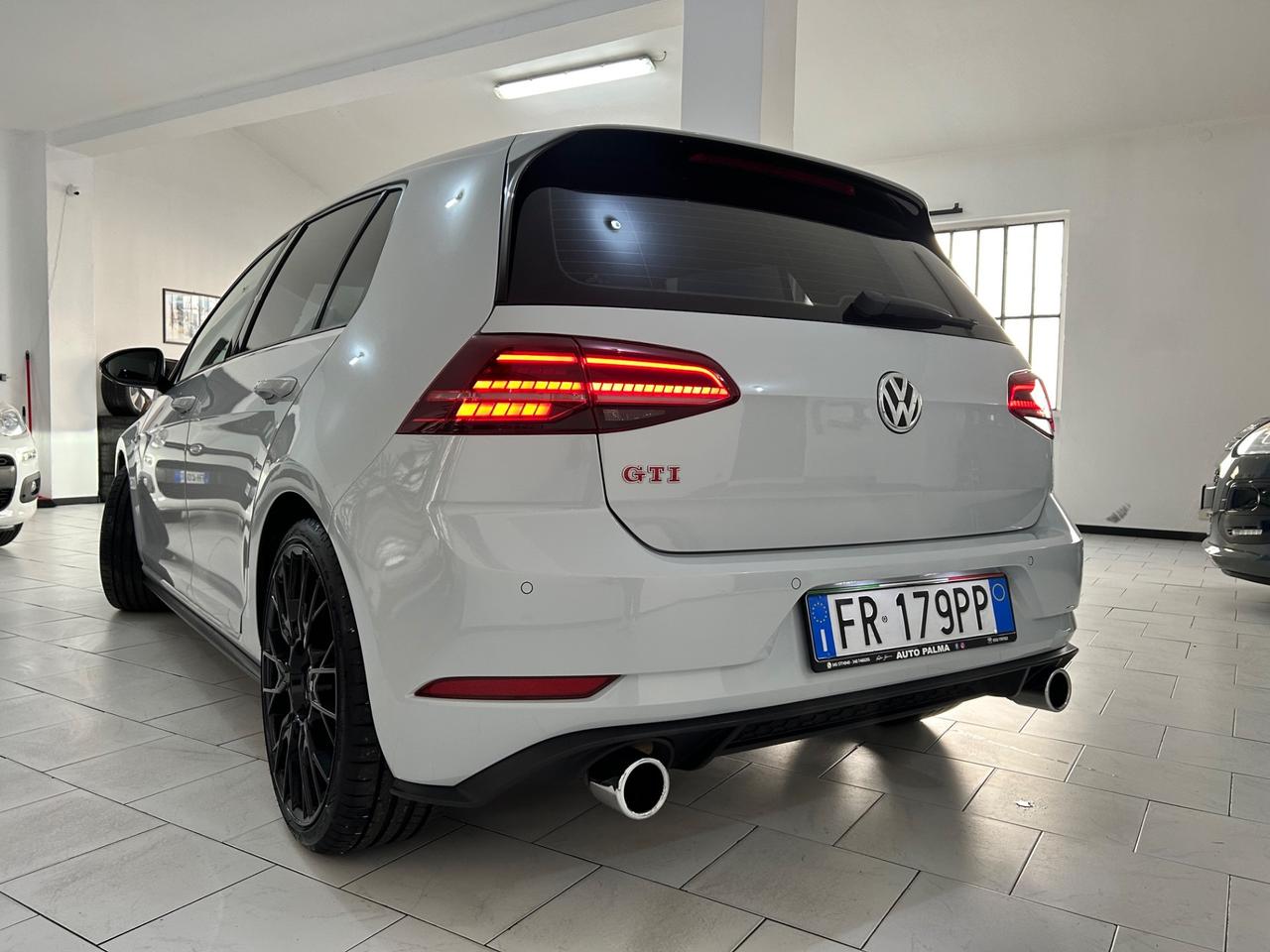 Volkswagen Golf GTI Performance 2.0 245 CV TSI DSG 5p. BMT