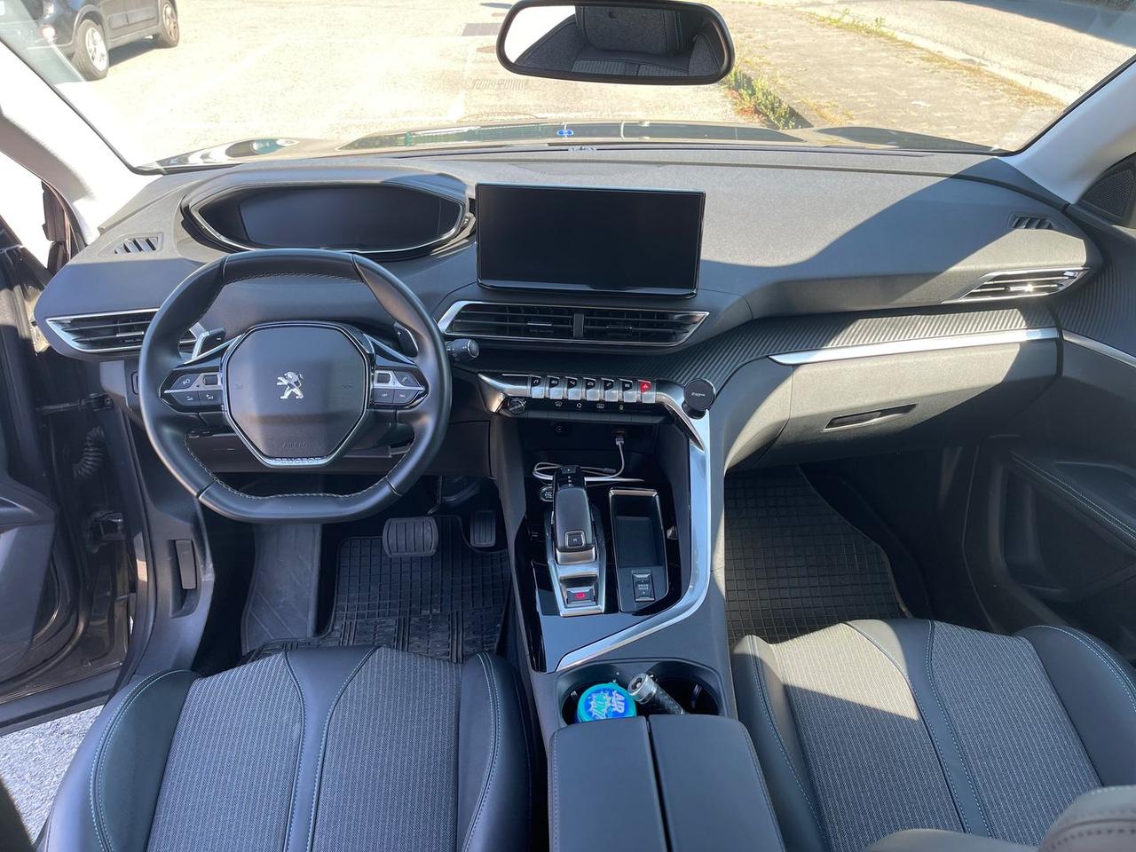 Peugeot 3008 Allure 1.5 Blue HDI 130 #10297