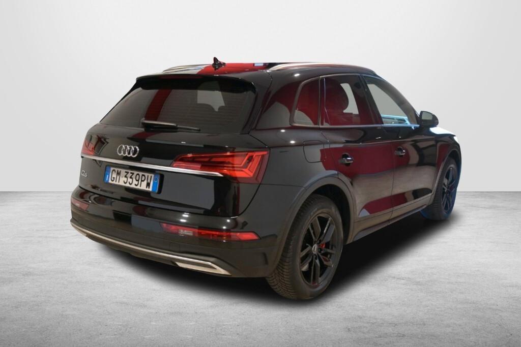 AUDI Q5 35 TDI 163CV S TRONIC BUSINESS ( FARI LED - ADAPTIVE CRUISE - CLIMA TRIZONA - NAVI - PDC - CERCHI 18 )