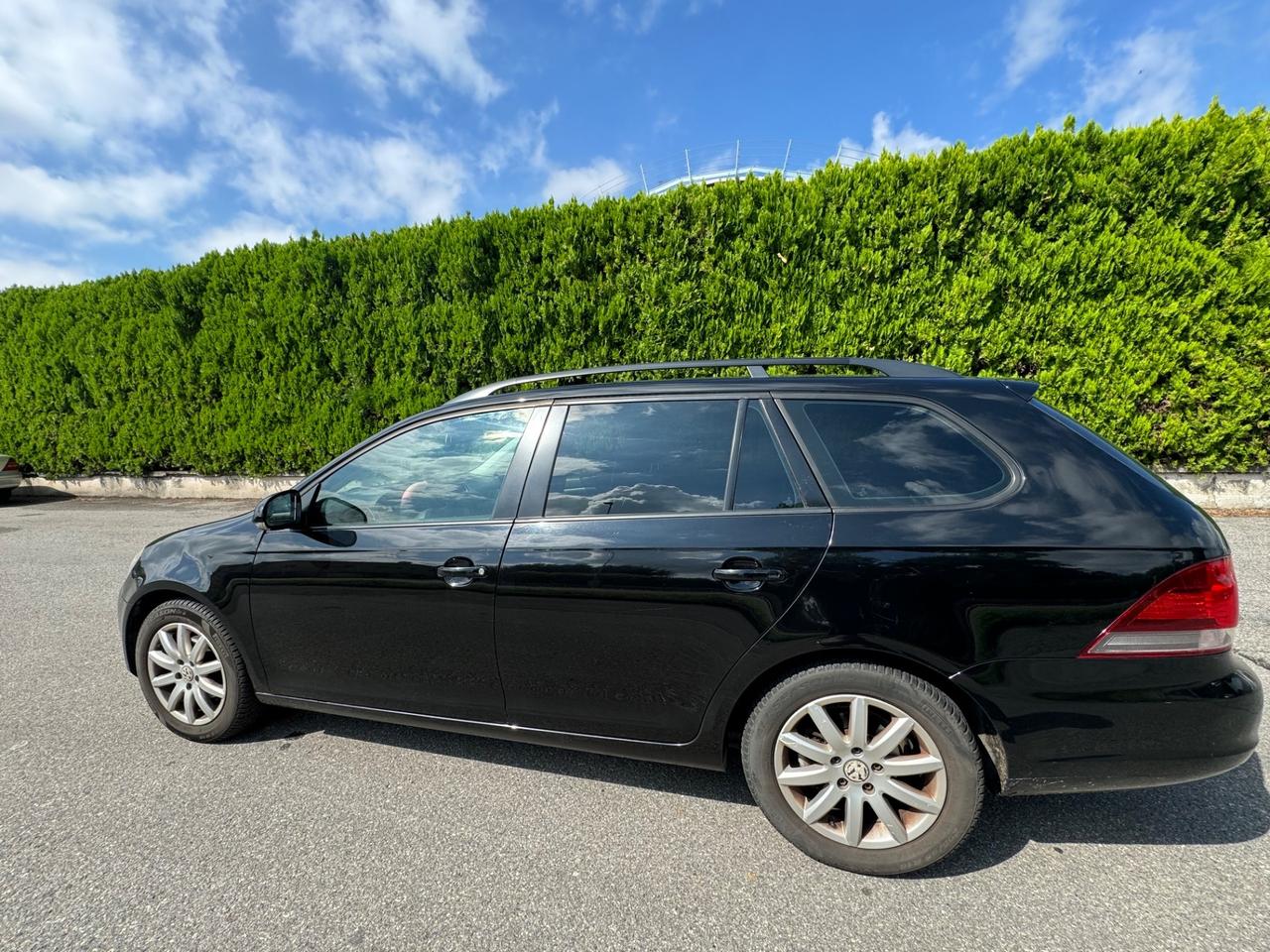 Volkswagen Golf Variant 1.6 TDI DPF Comf. BlueMotion Tech.