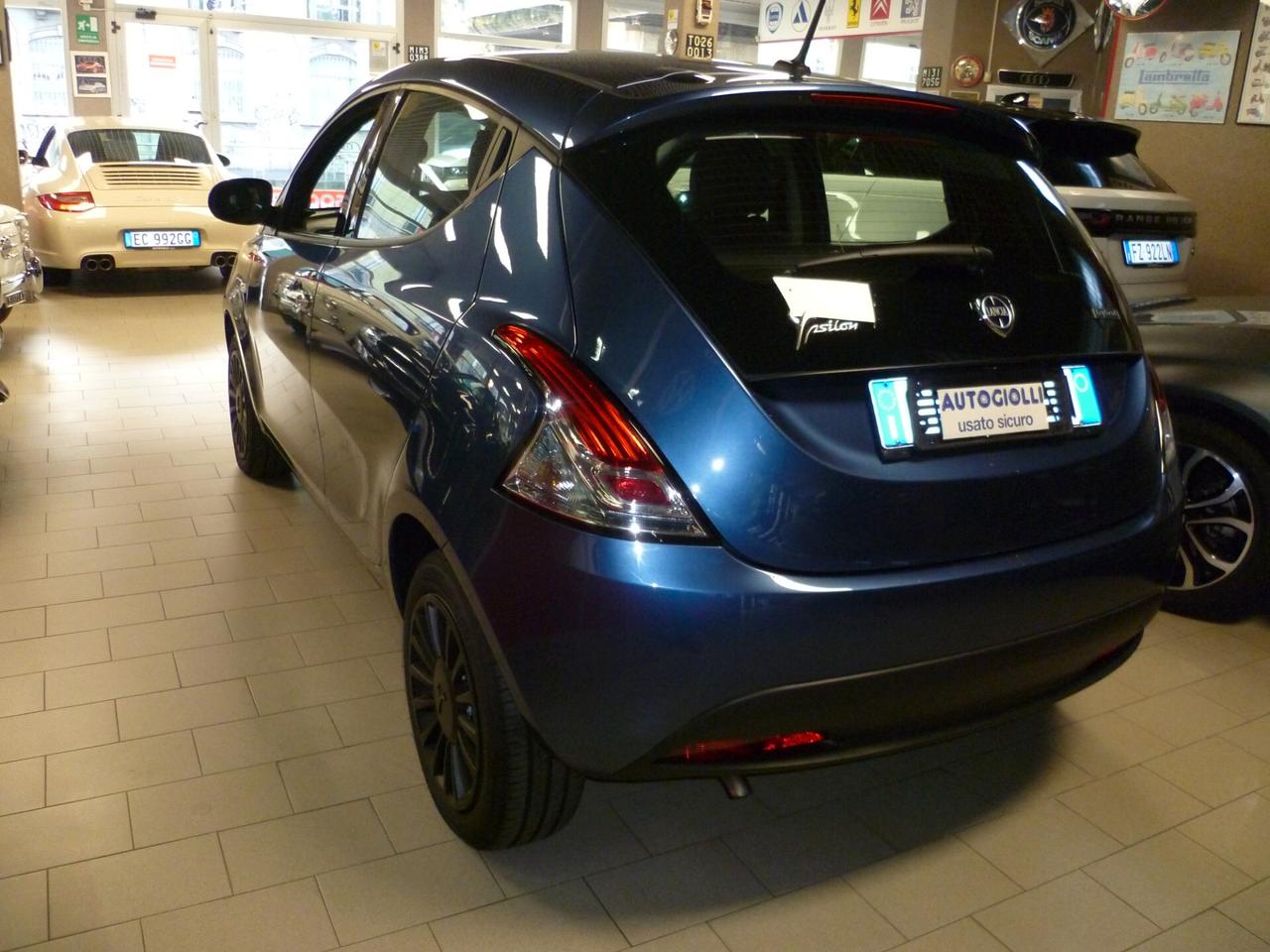 Lancia Ypsilon UNIPROPRIETARIO OK NEOPATENTATO