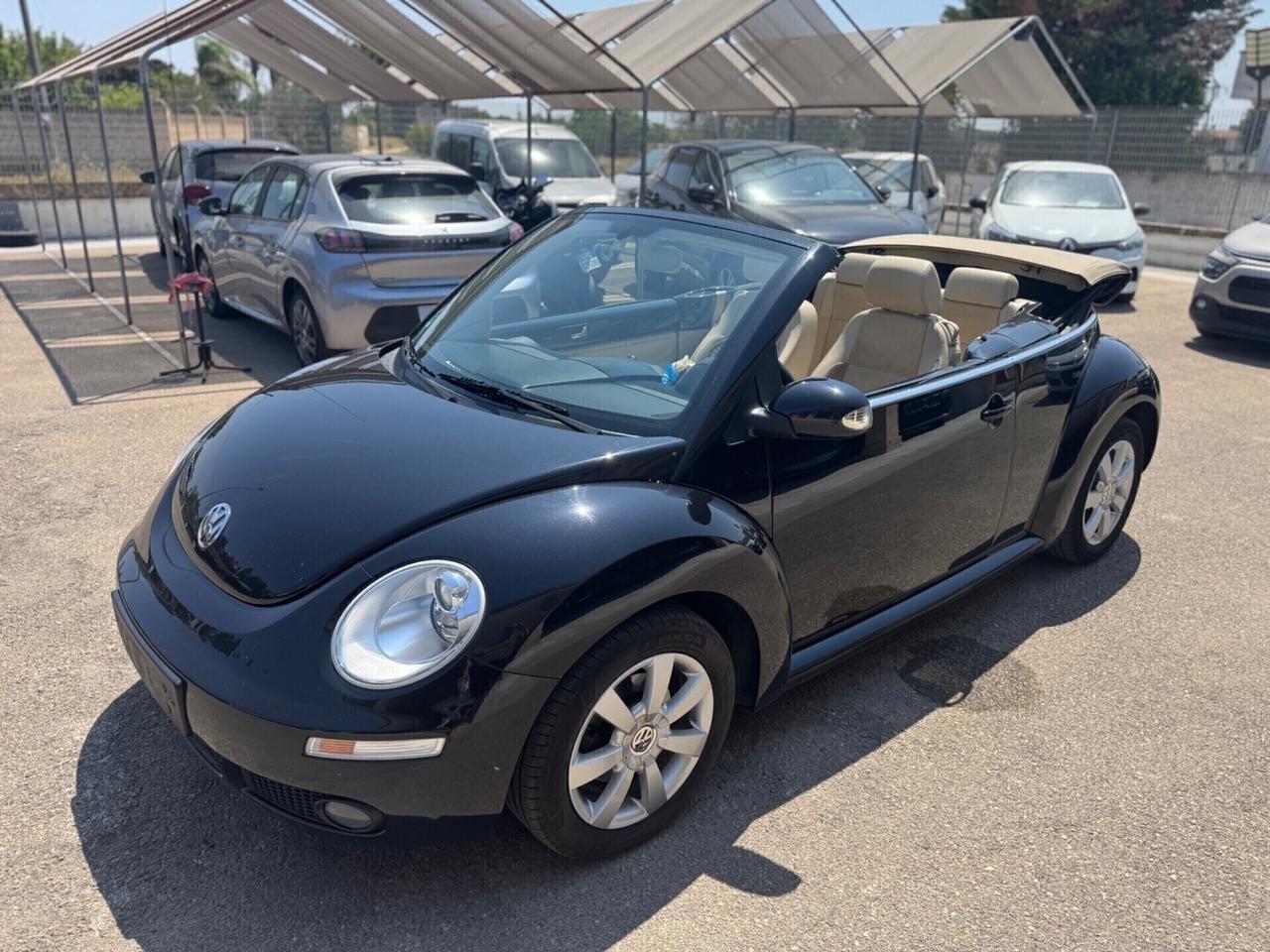 Volkswagen New Beetle 1.9 TDI 105CV Cabrio pelle b