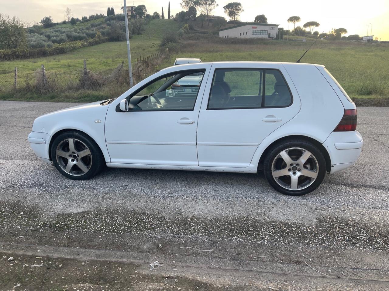 Volkswagen Golf GTI 1.8 20V T/180CV cat 5p. GTI