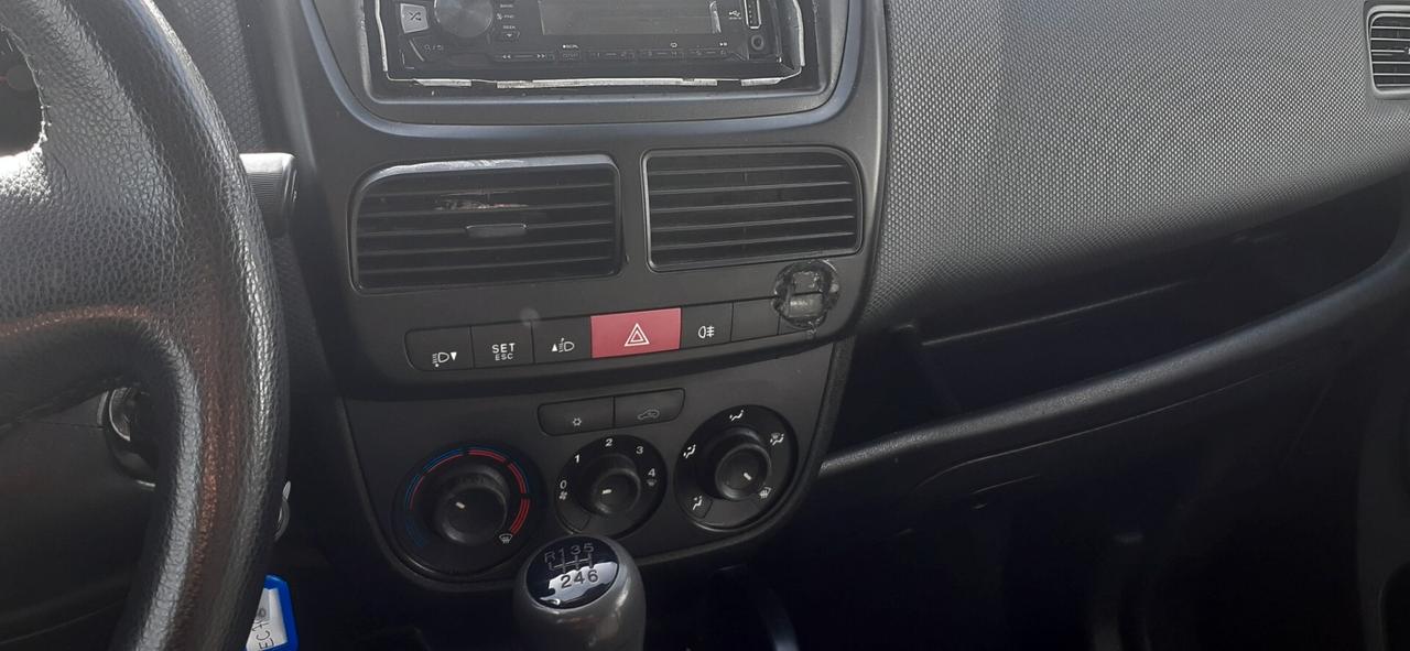 Fiat doblo' maxi declassato 2010 - 1.6mjt Lb automobili