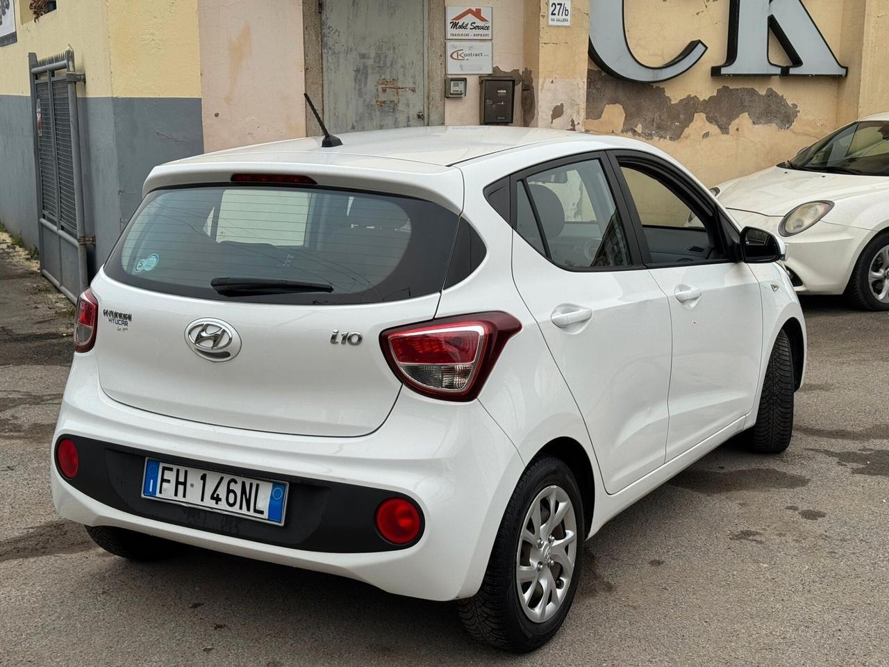Hyundai i10 1.0 MPI Sound Edition