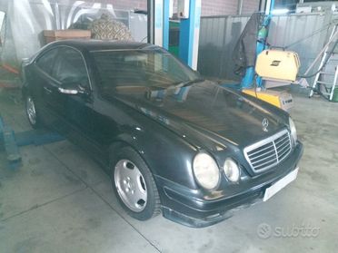 MERCEDES Classe CLK (C/A208) - 2000