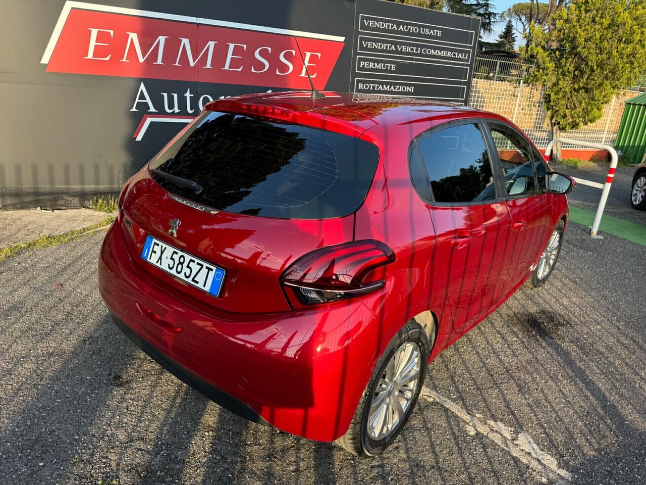 Peugeot 208 1.2 benzina - POCHI KM -2019