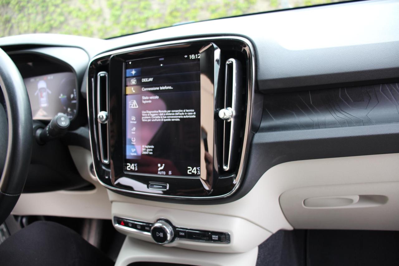 VOLVO XC40 N1 1.5 T4 plug-in hybrid Inscription Expression my21