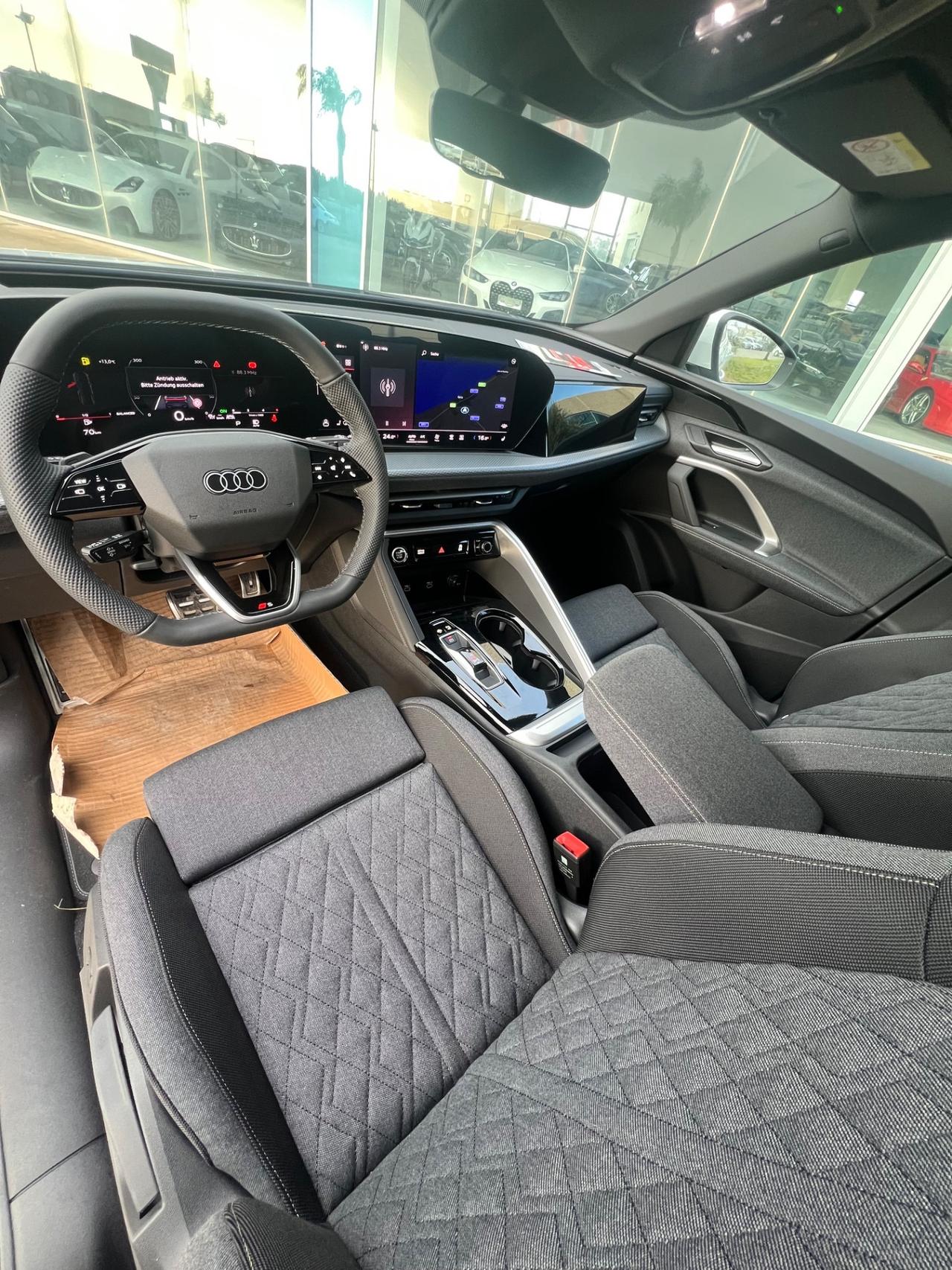 Audi Q5 Spb Sline quattro possibilità noleggio no scoring