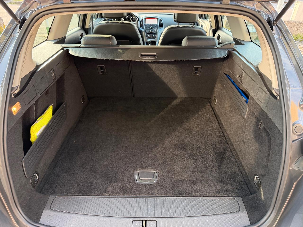 Opel Astra 1.4 Turbo 140CV Sports Tourer GPL Tech Elective