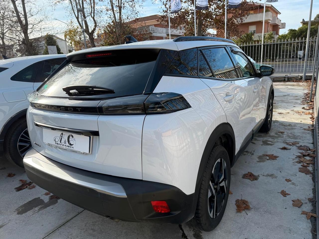 Peugeot 2008 PureTech 100 S&S Allure